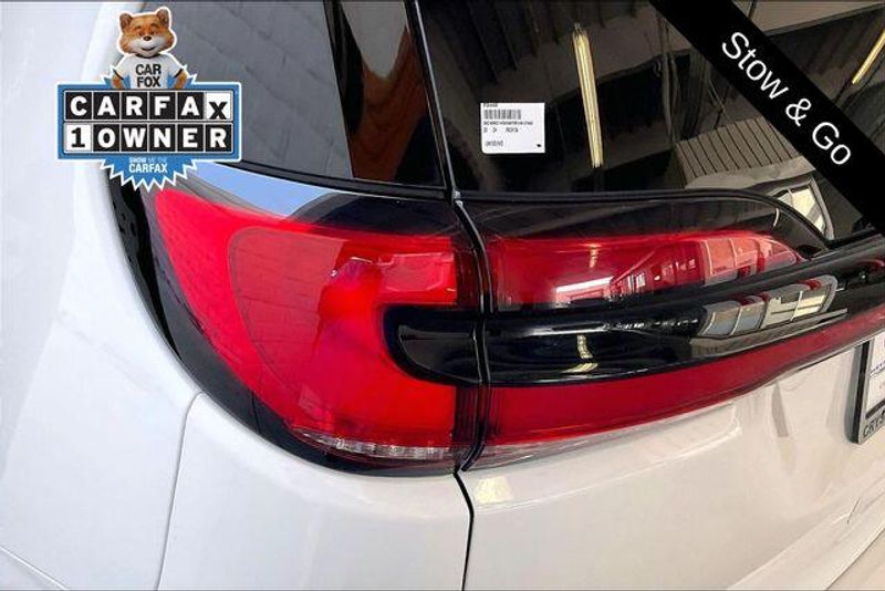 Used 2026 Chrysler Pacifica LimitedImage 28