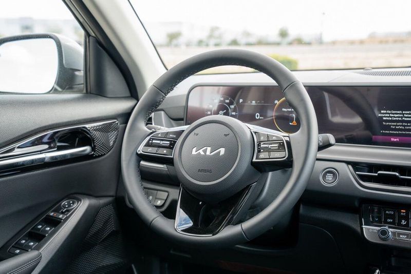 New 2026 Kia Seltos EXImage 17