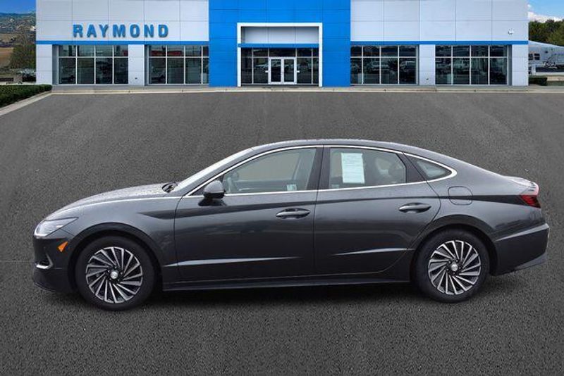 Used 2023 Hyundai Sonata Hybrid LimitedImage 6