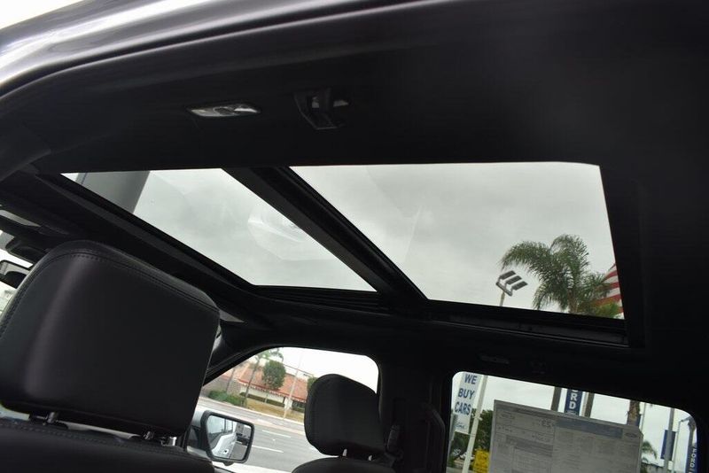New 2025 Ford F-150 PlatinumImage 15