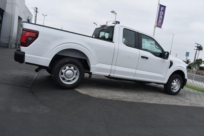 2024 Ford F-150 XLImage 2