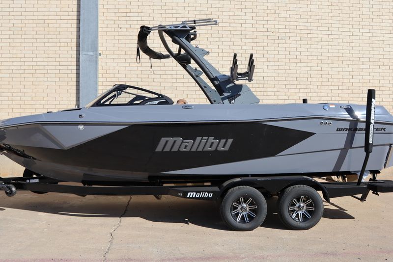 2025 MALIBU WAKESETTER 23 LSV 