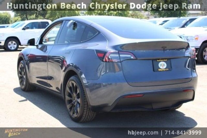 2021 Tesla Model Y Long RangeImage 5