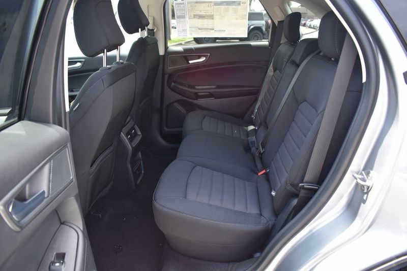 2024 Ford Edge SEImage 9
