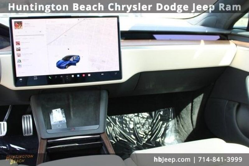 2023 Tesla Model S BaseImage 13