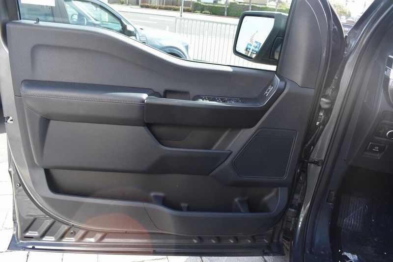 2025 Ford F-150 STXImage 11