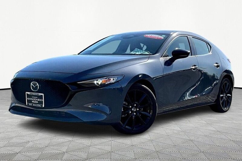 2024 Mazda Mazda3 2.5 S Carbon EditionImage 1