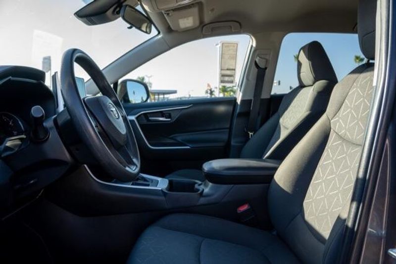 Used 2024 Toyota RAV4 XLEImage 11