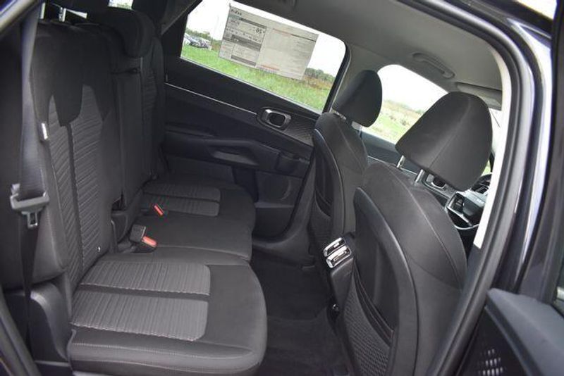 New 2026 Kia Sorento LXImage 14