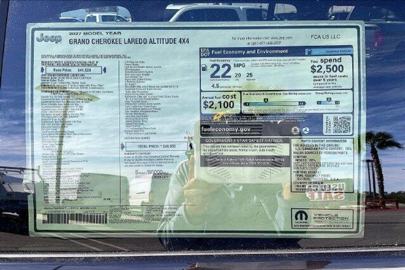 New 2027 Jeep Grand Cherokee Laredo Altitude 4x4Image 15
