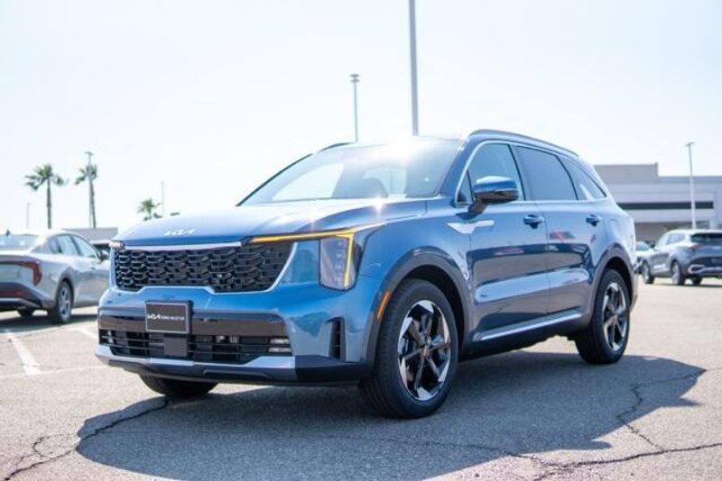 2025 Kia Sorento Hybrid EXImage 3