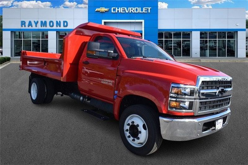 2024 Chevrolet Silverado 5500HD Work TruckImage 1