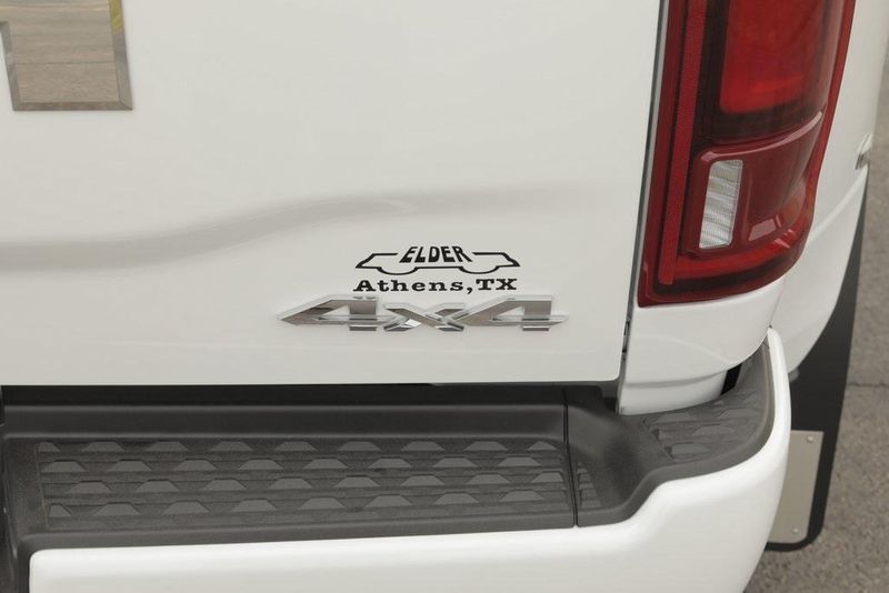 2025 RAM 3500 Laramie Crew Cab 4x4 8