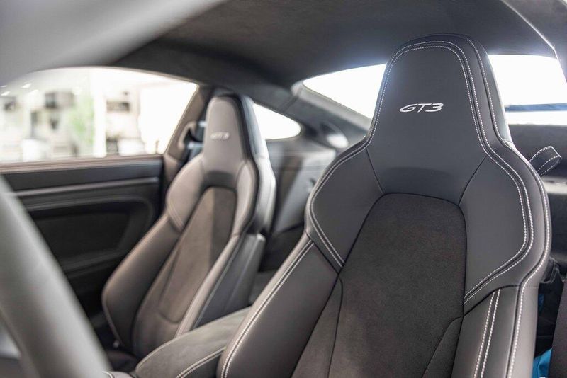 2023 Porsche 911 GT3 photo 17