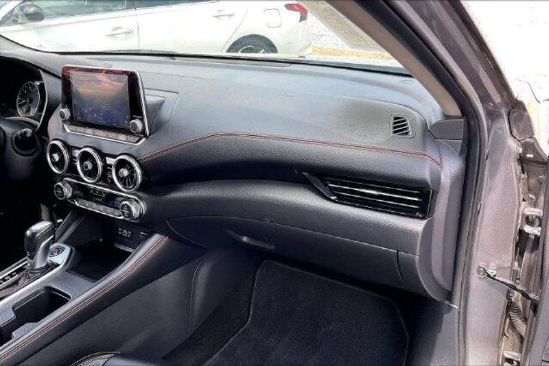 Used 2021 Nissan Sentra SRImage 16