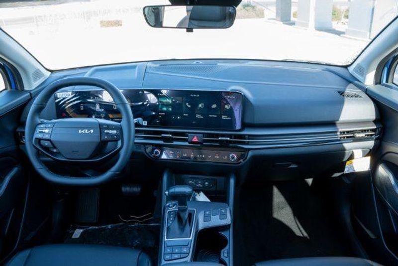 New 2026 Kia Sportage EXImage 15