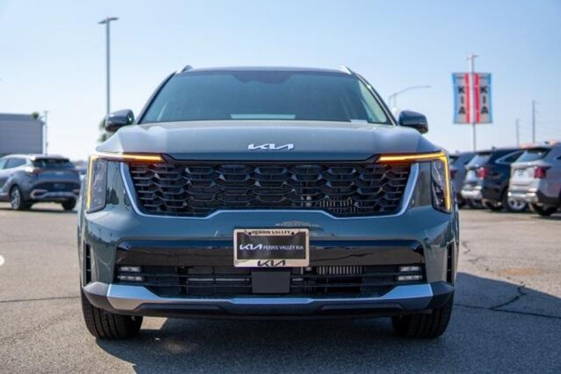 2025 Kia Sorento Hybrid EXImage 2
