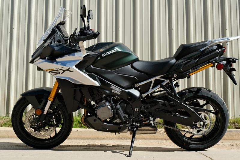 2024 SUZUKI GSXS1000GX PEARL MATTE SHADOW GREEN 