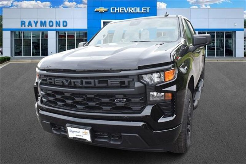 New 2025 Chevrolet Silverado 1500 CustomImage 7