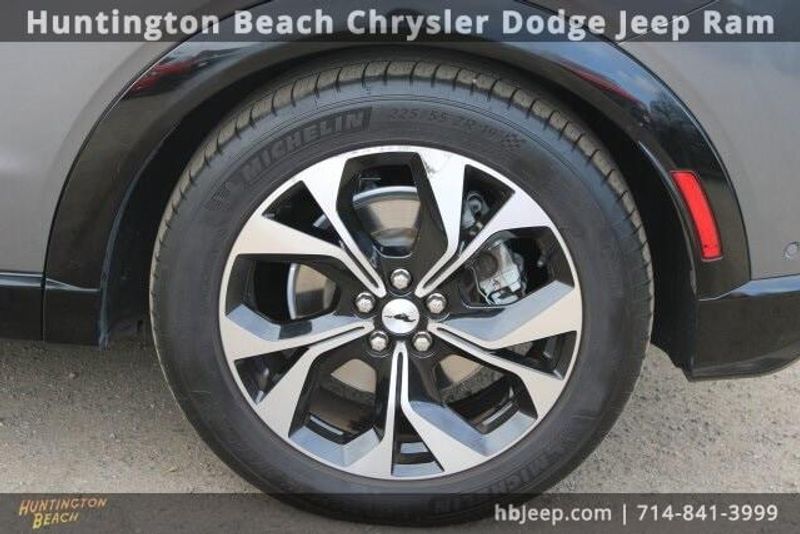2021 Ford Mustang Mach-E PremiumImage 7