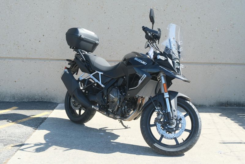 2024 SUZUKI VSTROM 800 TOURING GLASS SPARKLE BLACK 