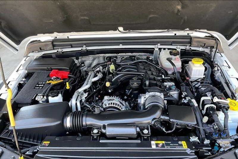 Used 2024 Jeep Gladiator RubiconImage 9