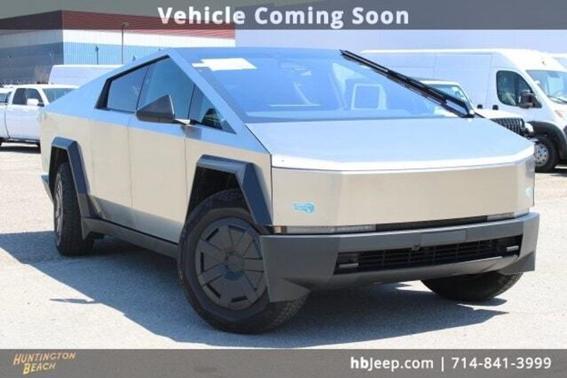 2024 Tesla Cybertruck BaseImage 1