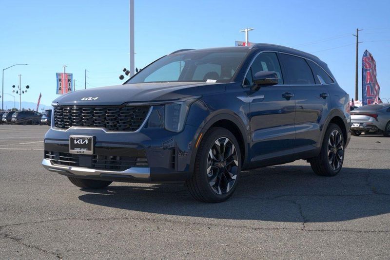 New 2026 Kia Sorento EXImage 3