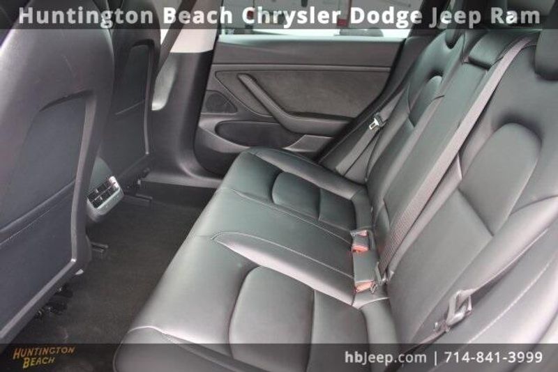 2021 Tesla Model 3 Standard Range PlusImage 30
