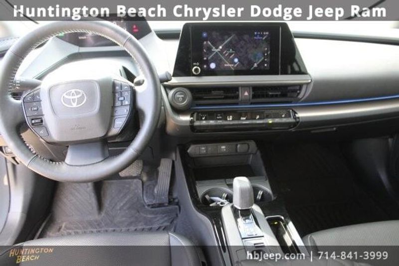 2023 Toyota Prius XLEImage 11