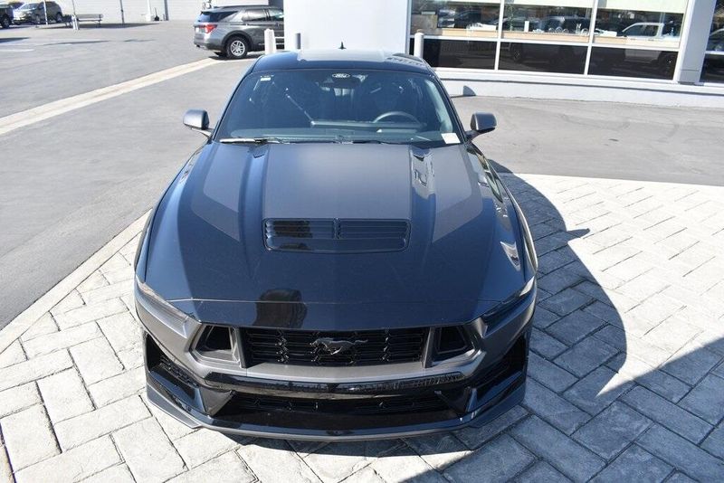 2025 Ford Mustang Dark HorseImage 34