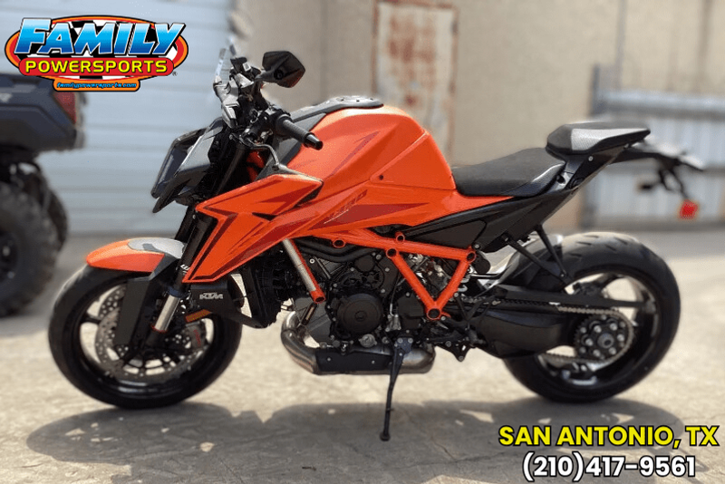 2024 KTM 1390 SUPER DUKE R EVO ORANGE 