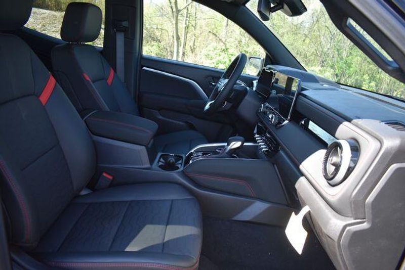 New 2026 Chevrolet Colorado Z71Image 14