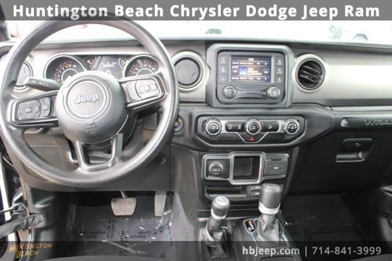 2021 Jeep Wrangler Unlimited WillysImage 13