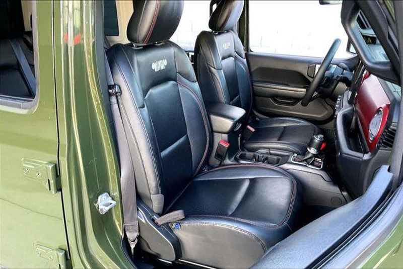 Used 2023 Jeep Wrangler RubiconImage 6