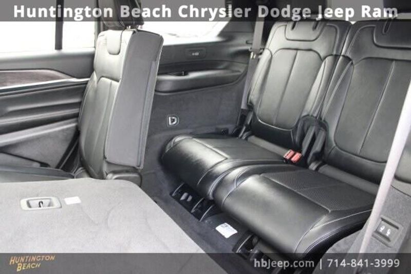 2021 Jeep Grand Cherokee L OverlandImage 43