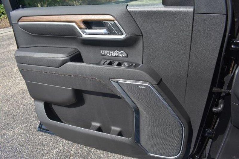 New 2026 Chevrolet Silverado 1500 High CountryImage 37