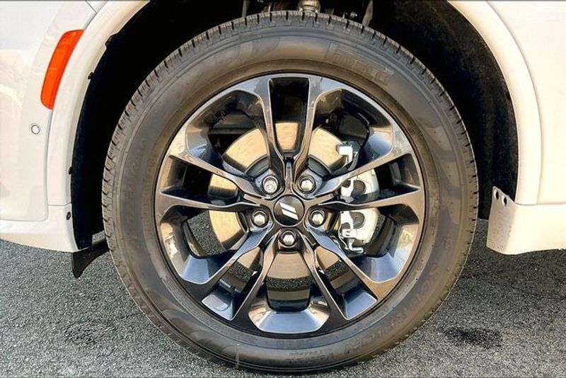 New 2025 Dodge Durango Gt Plus AwdImage 10
