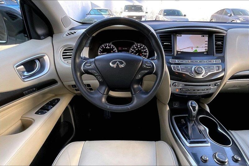 Used 2020 INFINITI QX60 LuxeImage 4