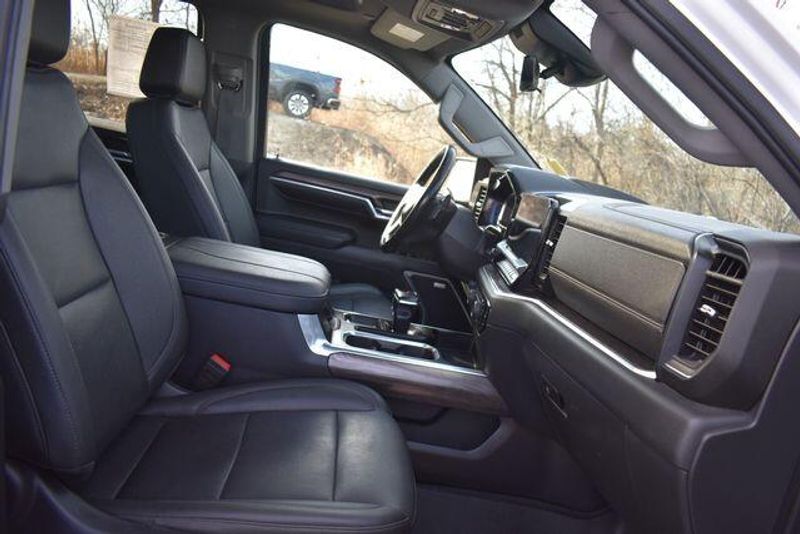 Used 2023 Chevrolet Silverado 1500 LTZImage 17