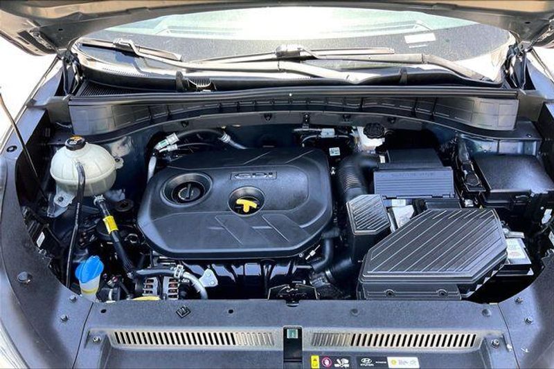 Used 2021 Hyundai Tucson SEImage 9