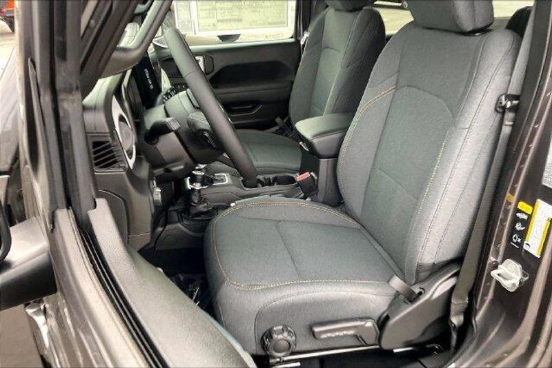 New 2026 Jeep Wrangler Unlimited 4-door SportImage 8