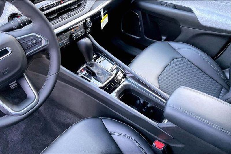 New 2026 Jeep Compass Latitude 4x4Image 7