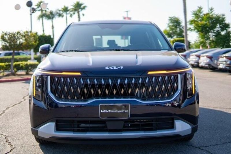 2026 Kia Carnival Hybrid LXSImage 2