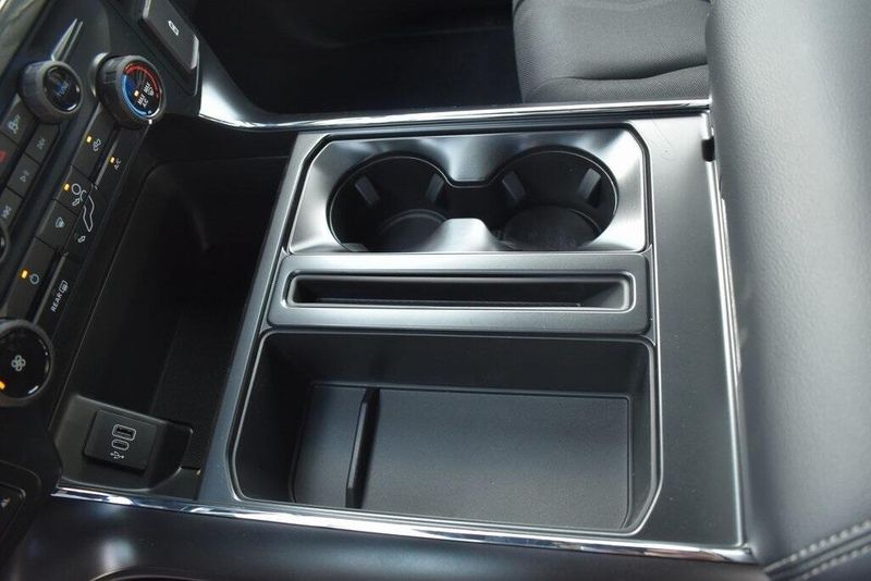 2025 Ford F-150 STXImage 15