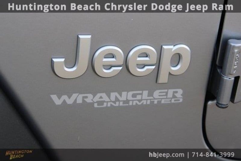 2021 Jeep Wrangler Unlimited IslanderImage 7