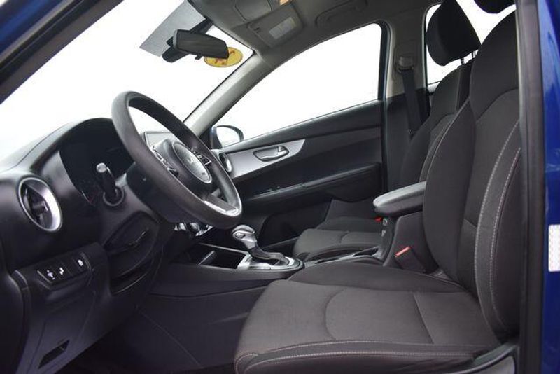 Used 2024 Kia Forte LXSImage 18