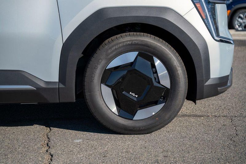 New 2026 Kia EV9 LightImage 9