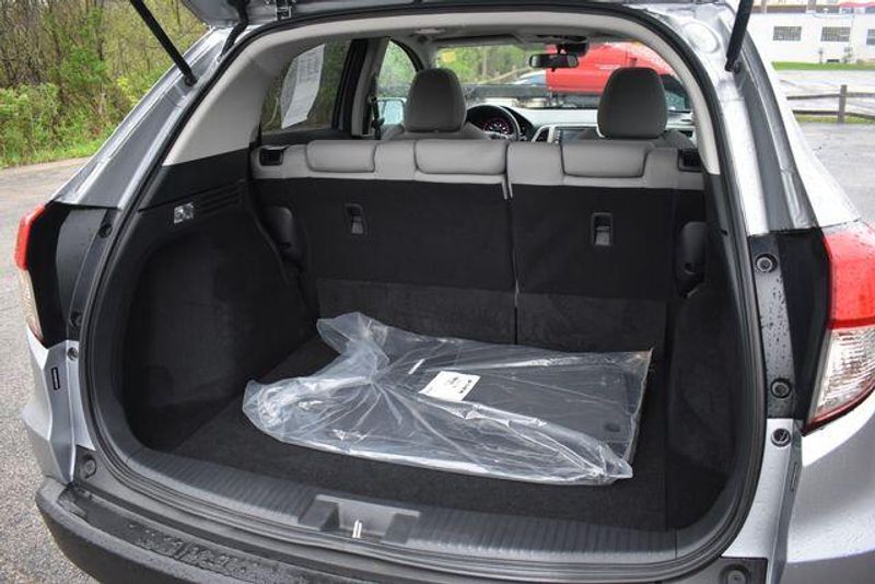 Used 2019 Honda HR-V EXImage 17