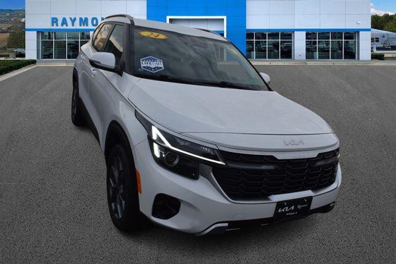 Used 2024 Kia Seltos SImage 9